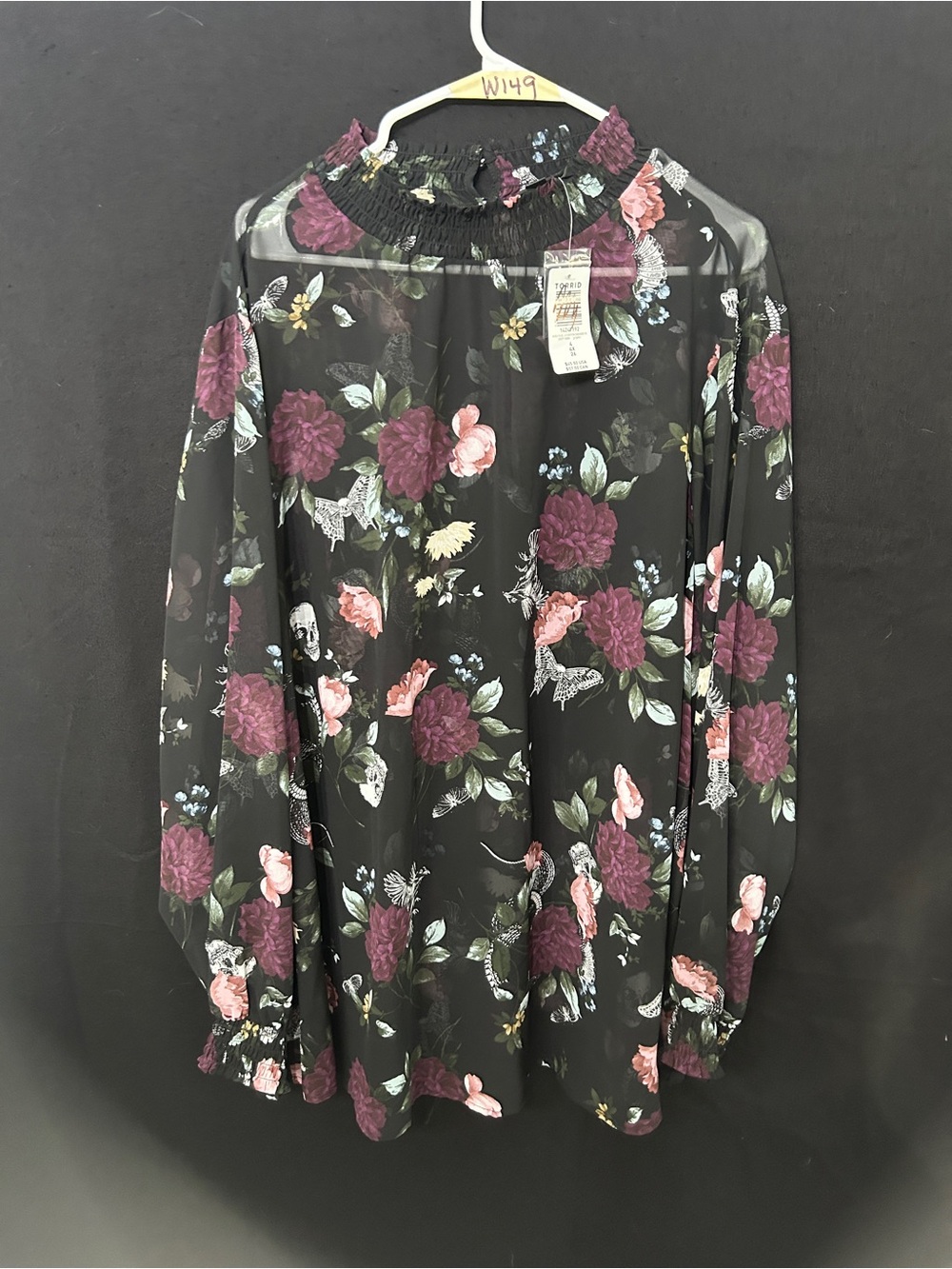 Women’s Torrid Dark Floral Chiffon Blouse Size 4X New With Tags
